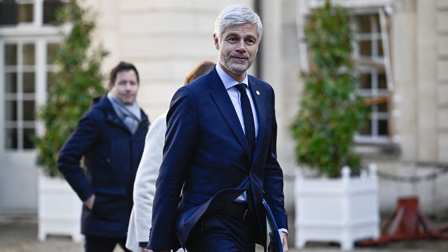 Wauquiez Prend ses Distances avec Bayrou : Crise Ouverte à Droite ?