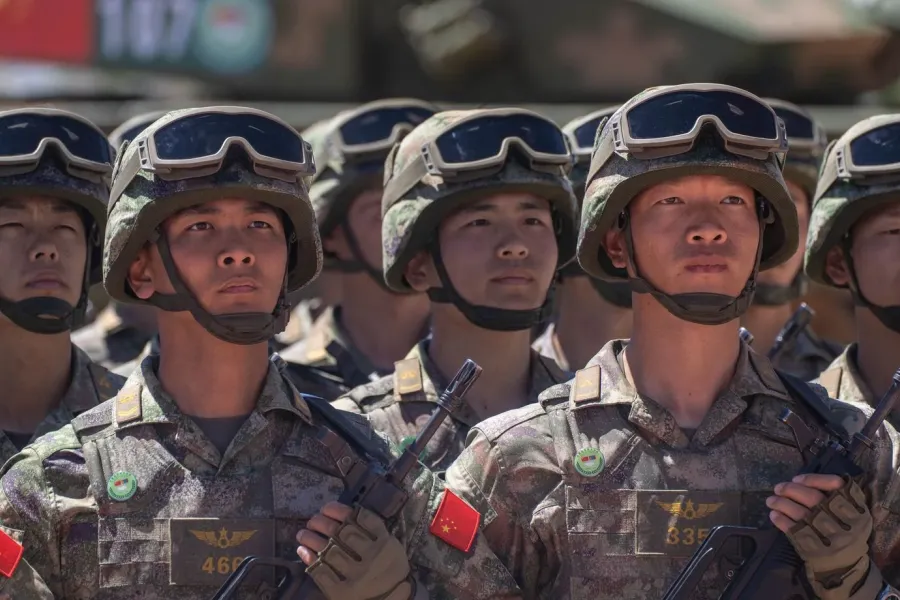 Équilibres Géostratégiques en Asie-Pacifique : Pékin Met en Garde contre le Réarmement et le Néo-Militarisme Japonais