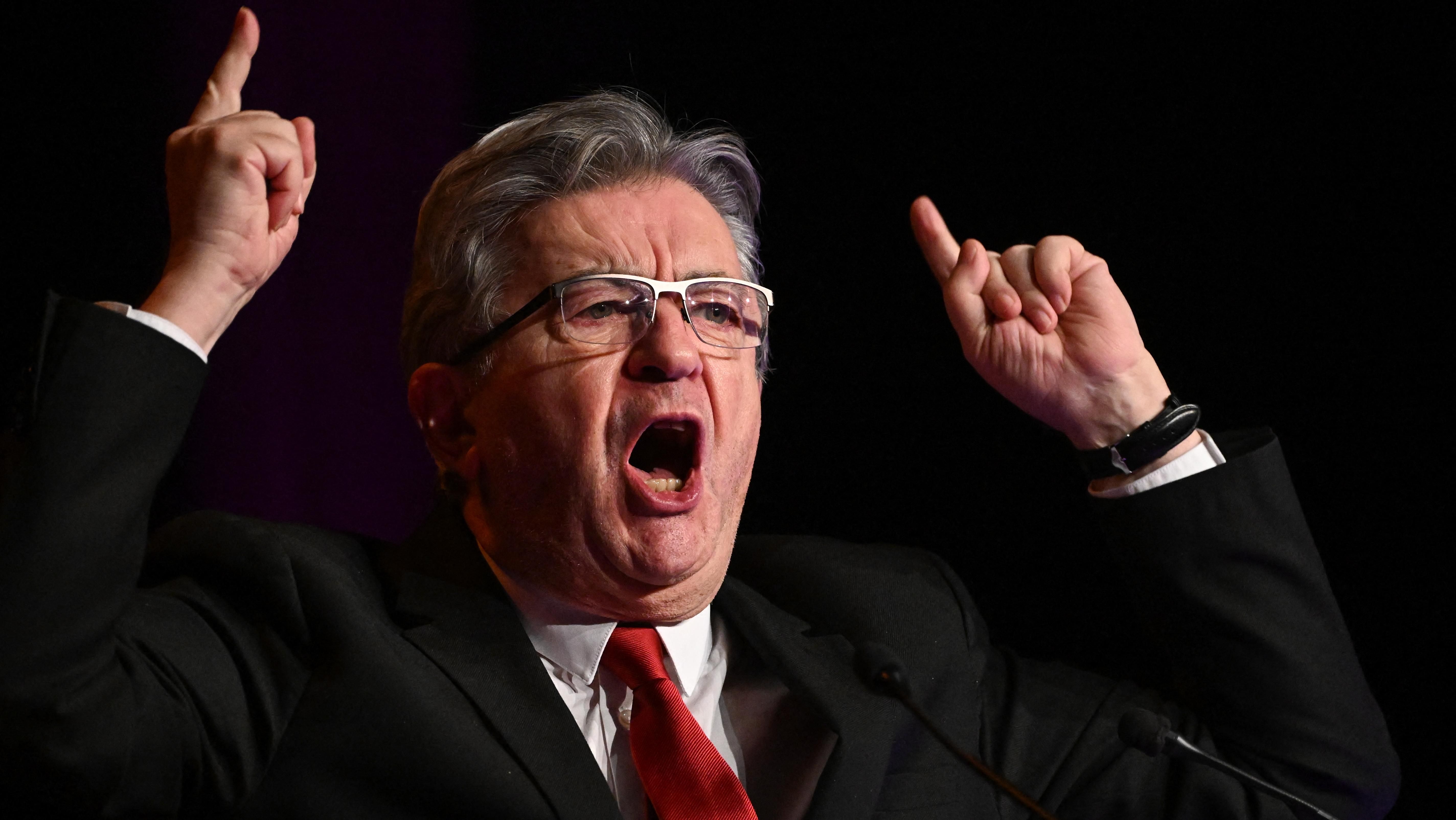 Tensions au sein de la gauche française - La France insoumise accuse le PS de trahison