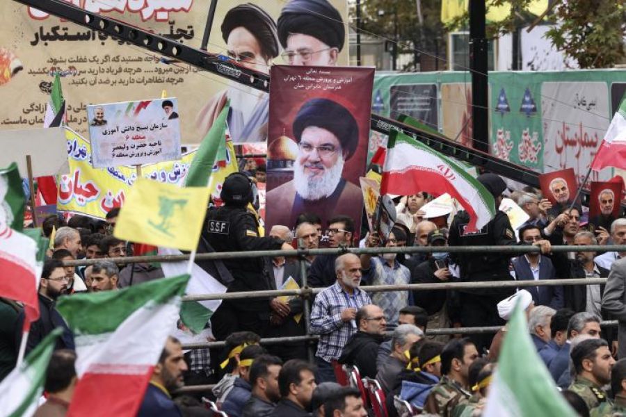 OMONDO IRAN - Manifestation massive pour l'anniversaire de la prise d'otages américaine