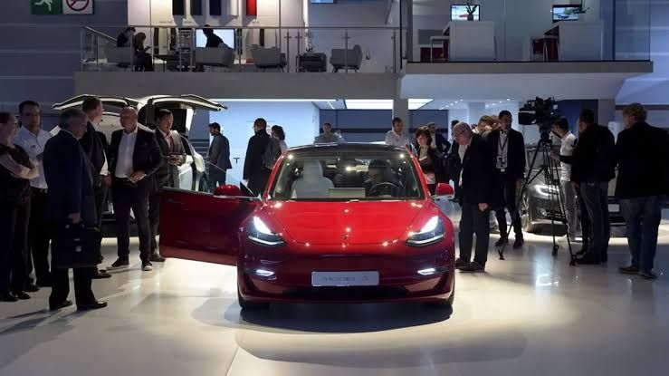 Transition vers l'électrique : Le marché de l'automobile européen à la croisée des chemins