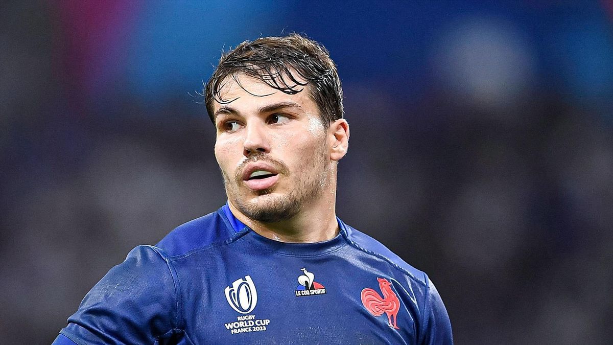 Antoine Dupont à Paris : sociologie d'un anniversaire à l'intersection des mondes médiatiques et sportifs