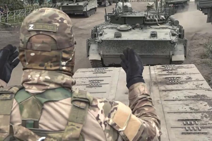 Face aux avancées russes, l’armée ukrainienne se replie dans la région de Koursk – Stratégie défensive ou aveu de faiblesse ?