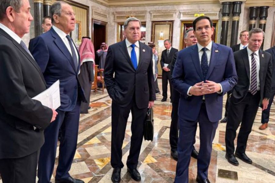 La Russie Aurait Proposé de Servir de Médiateur Entre les États-Unis et l’Iran - Vers un Dégel des Relations ou Manœuvre Diplomatique ?