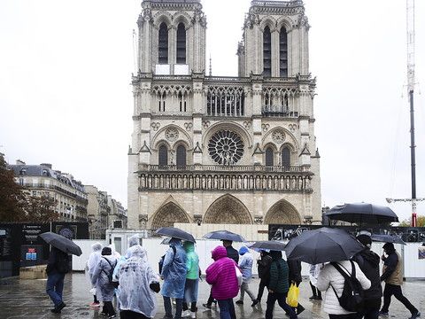 OMONDO CULTURE - Notre-Dame de Paris : débat sur un droit d'entrée payant