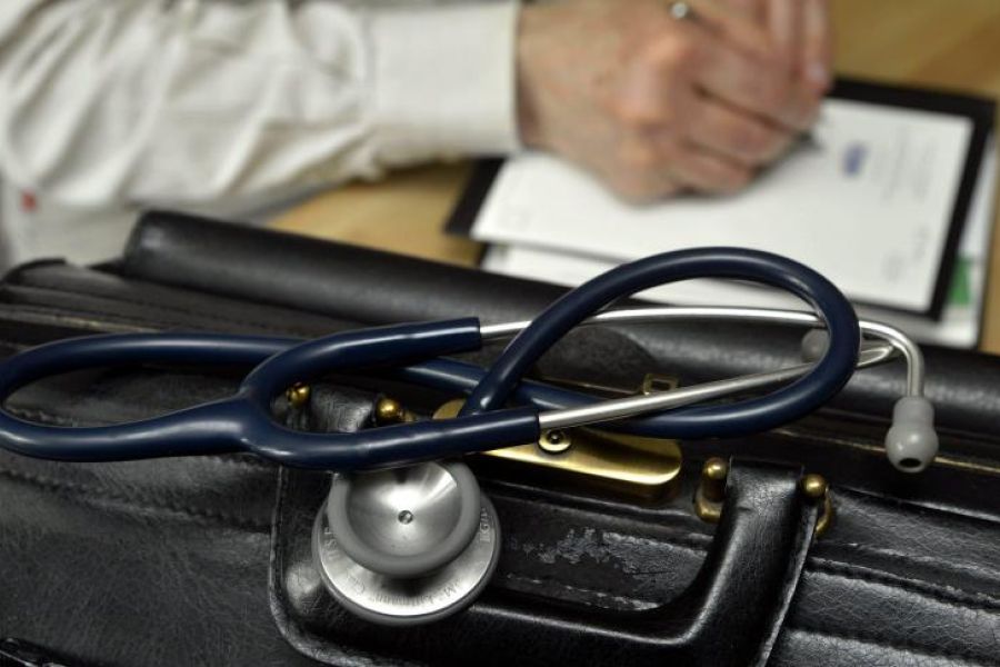 Un médecin visé par plusieurs plaintes pour avoir filmé ses patientes nues lors de consultations