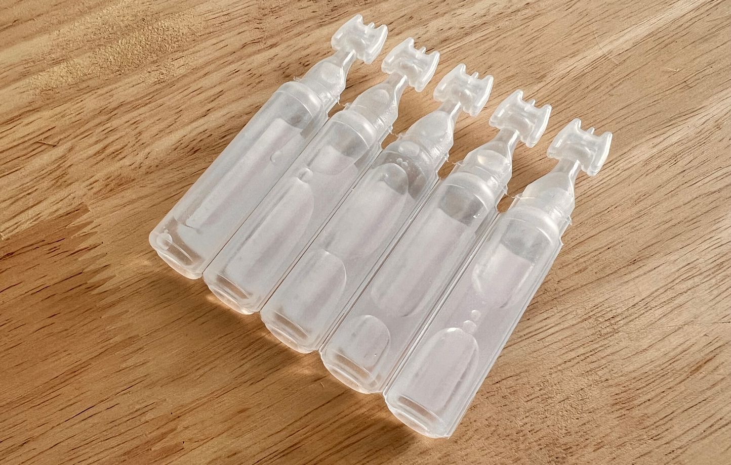 Rappel massif de sérums physiologiques en France : risques sanitaires et recommandations officielles