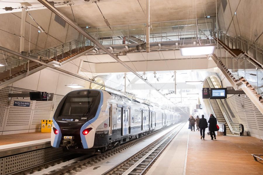 Amélioration du RER E en Île-de-France - Un pas vers une mobilité urbaine plus efficace