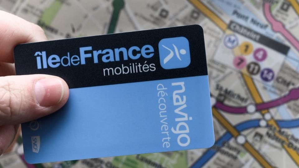Hausse du Pass Navigo Imagine R – Coût, Nouveaux Droits et Conséquences pour les Jeunes Franciliens