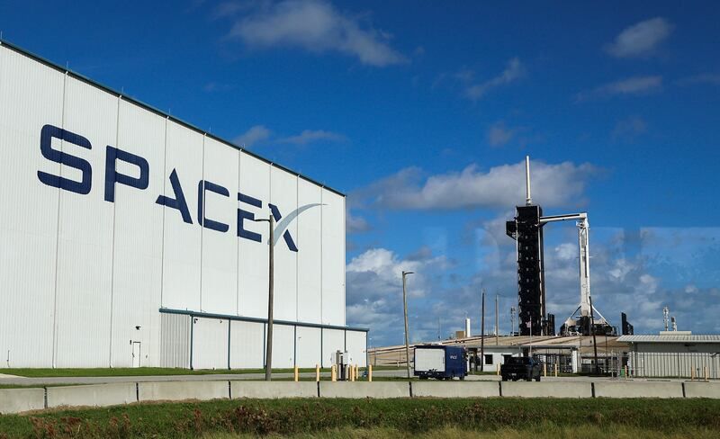 SpaceX lance la première mission habitée qui va survoler les pôles terrestres : Une odyssée scientifique aux confins du monde