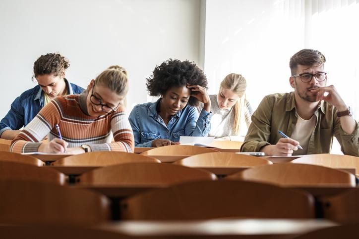 Attractivité universitaire : la France gagne cinq places au classement mondial de l'innovation académique