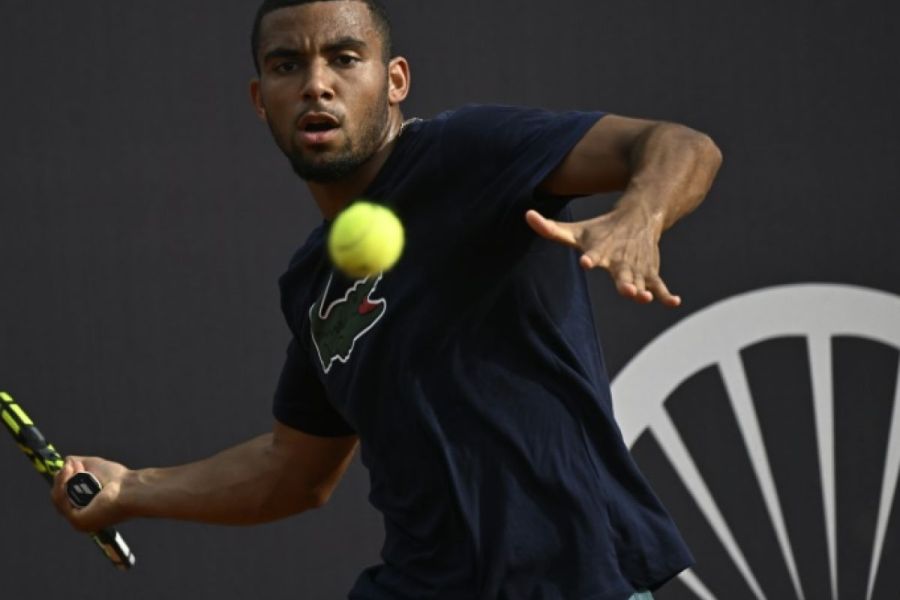 Omondo Sports : Arthur Fils confirme et remporte le tournoi ATP 500 à Hambourg devant Zverev