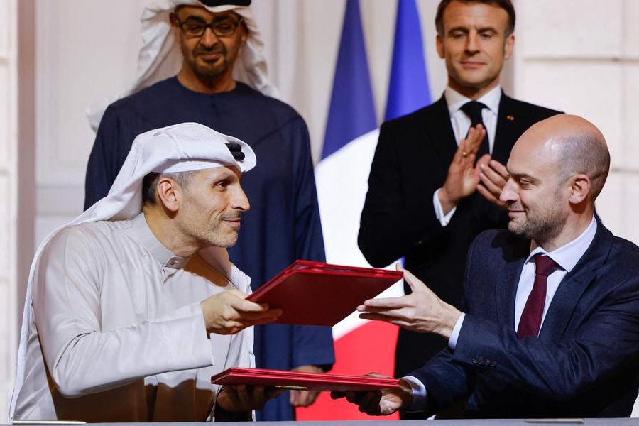 Les Émirats investiront 30 à 50 milliards d'euros en France pour l'IA