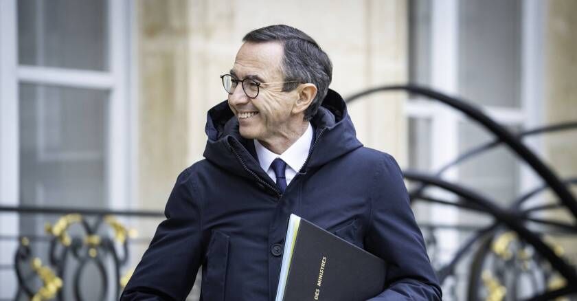 DOSSIER Grands Débats – La victoire de Bruno Retailleau à la tête de LR : renaissance ou mutation de la droite française ?