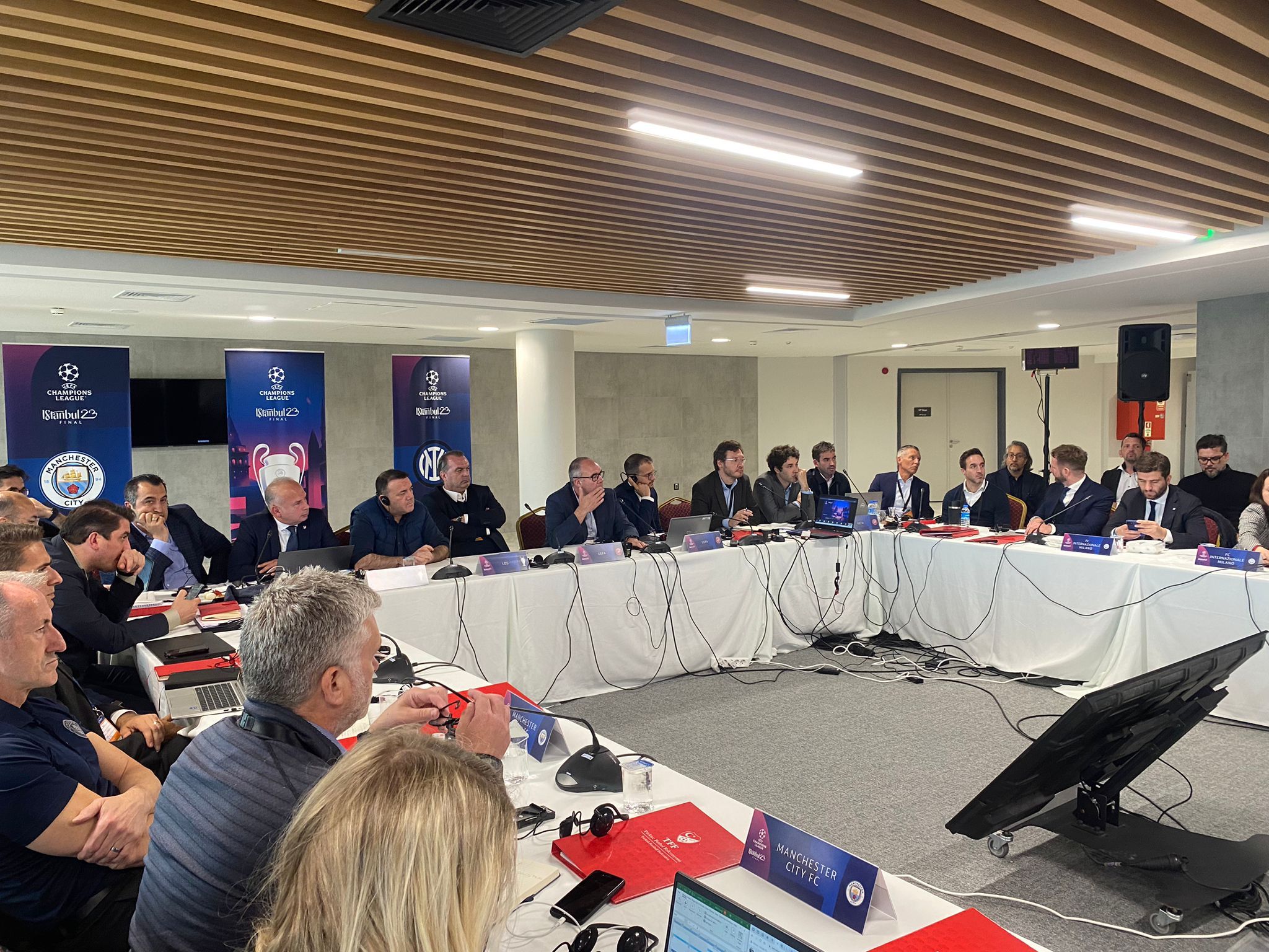 OMONDO SPORT - Vincent Collet quitte son poste de sélectionneur de l'équipe de France de basket