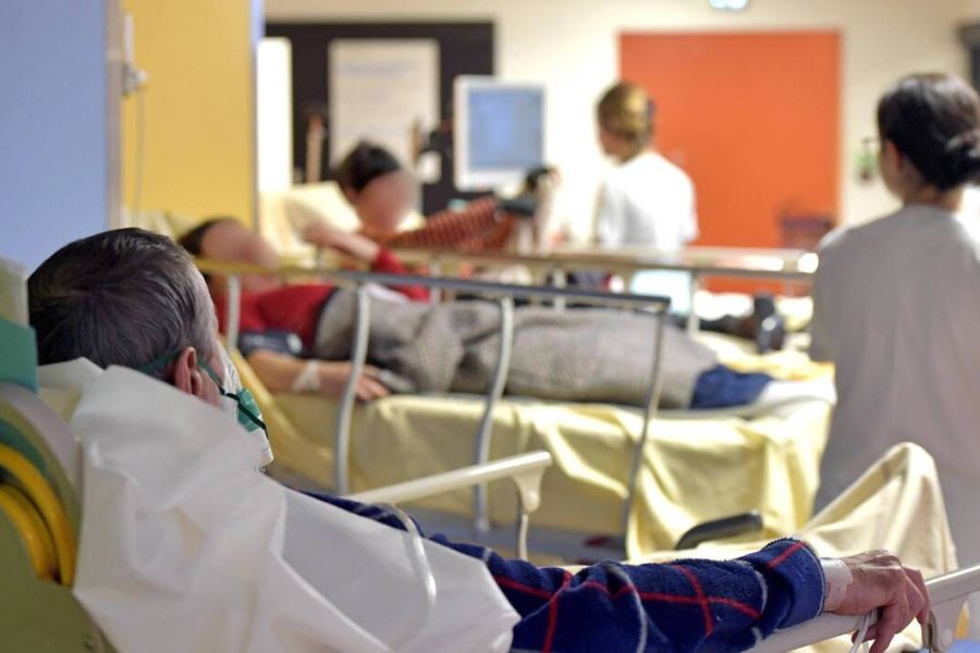 Urgences saturées au CHU de Nantes : la situation se stabilise mais la colère demeure