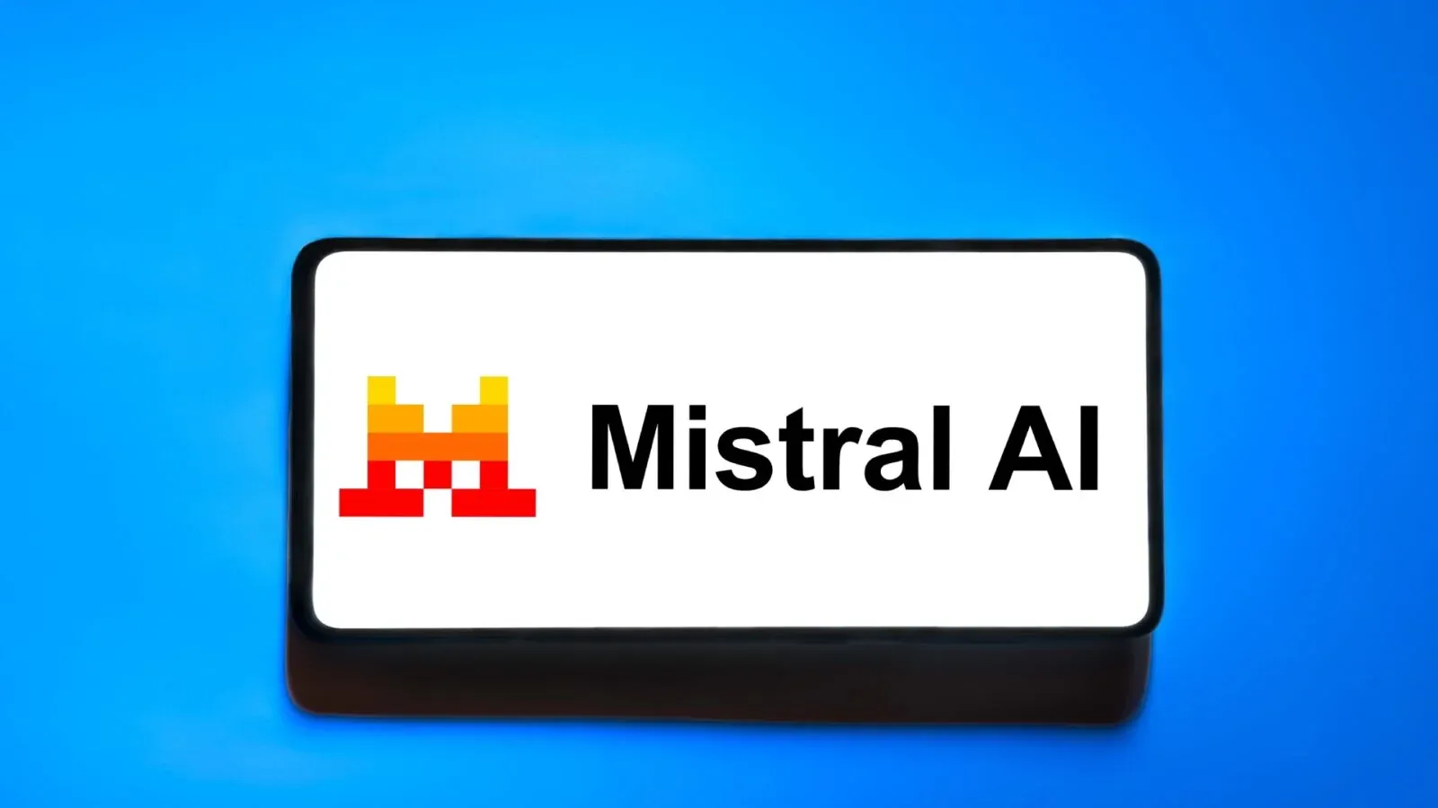 Mistral AI rachète Koyeb : L'acte de naissance du géant "Full-Stack" de l'intelligence européenne