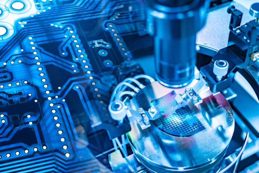 Leadership technologique et semi-conducteurs : L'indépendance industrielle chinoise face aux sanctions