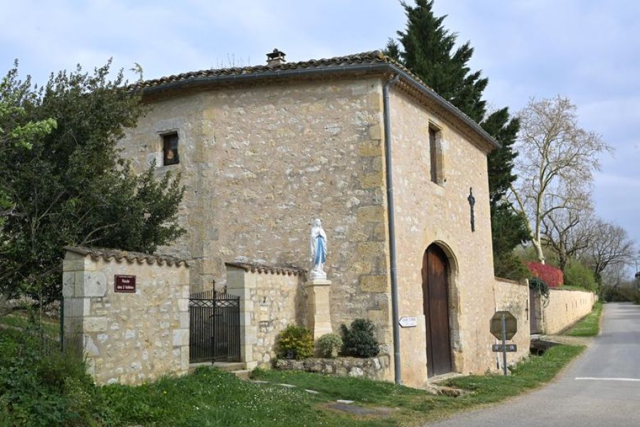 Gers : une école catholique traditionaliste fermée temporairement par le préfet