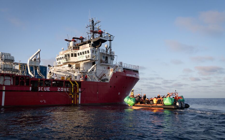 SOS Méditerranée dénonce une « attaque sans précédent » des garde-côtes libyens contre l’Ocean Viking