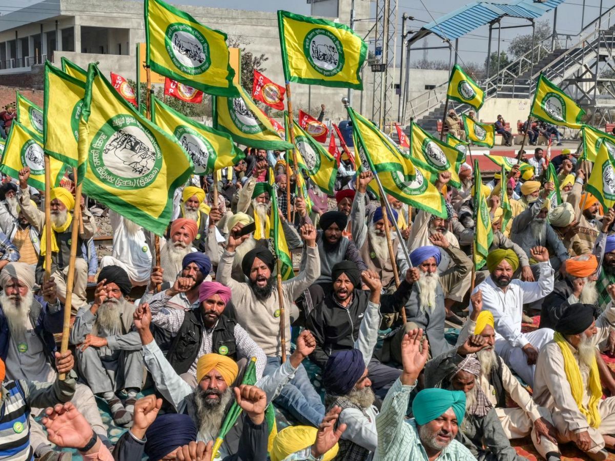 Guerre Commerciale : Les agriculteurs indiens rejettent l'accord avec les États-Unis et exigent des démissions