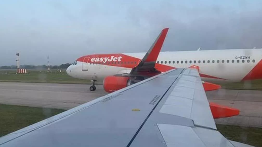 Collision entre deux avions EasyJet à Manchester : des passagers bloqués plusieurs heures