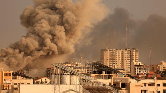 OMONDO MOYEN-ORIENT - Israël frappe le QG du Hezbollah près de Beyrouth