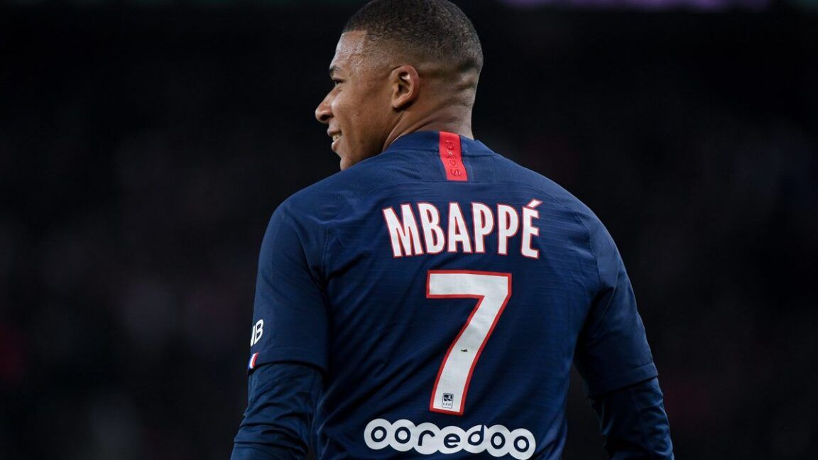 PSG et Mbappé, c’est l’heure des adieux ; cette fois c’est officiel, la star s’en va