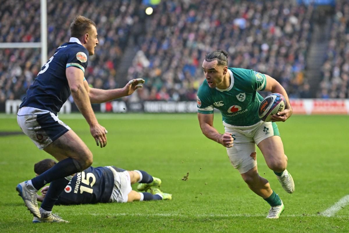 L'Irlande écrase l'Écosse etAffirme ses ambitions dans le Tournoi des Six Nations Le XV du Trèfle continue d'impressionner dans le Tournoi des Six Nations. Après une victoire convaincante face au Pays de Galles lors de la première journée, l'Irlande a surClassé l'Écosse à Édimbourg, en remportant le match avec le bonus offensif (18-32). Cette performance solide permet aux Irlandais de Consolider leur place en tête du classement et de se présenter comme lesFavoris pour remporter le titre. Un match dominé de bout en bout : La puissance et la précision du XV du Trèfle L'Irlande a dominé le match face à l'Écosse de bout en bout. Les Irlandais ont fait preuve d'une grande puissance physique, en dominant les combats et en imposant leur jeu à l'adversaire. Leur jeu au pied a également été très précis, leur permettant d'occuper le terrain et de mettre la pression sur les Écossais. Enfin, leur ligne de trois-quarts a été particulièrementProlifique, en inscrivant plusieurs essais de toute beauté. L'Écosse impuissante : Des erreurs et un manque d'inspiration L'Écosse, de son côté, n'a pas été à la hauteur de l'événement. Les Écossais ont commis de nombreuses erreurs, en Concédant des pénalités et en perdant des ballons importants. Leur jeu a manqué d'inspiration et ils n'ont jamais été en mesure deContester la supériorité de l'Irlande .Les hommes clés : L'expérience et le talent au service du collectif Plusieurs joueurs irlandais se sont illustrés lors de ce match. Le demi de mêlée Conor Murray a parfaitement orchestré le jeu de son équipe, tandis que le troisième ligne Peter O'Mahony a été Impérial dans les rucks. La ligne de trois-quarts a également été très performante, avec notamment les ailiers Jacob Stockdale et Keith Earls, qui ont inscrit des essais décisifs. Les perspectives : L'Irlande en route vers le Grand Chelem ? Avec deux victoires en autant de matchs, l'Irlande est en position idéale pourRemporter le Tournoi des Six Nations et réaliser le Grand Chelem. Les Irlandais devront toutefois rester prudents et aborder chaque match avec sérieux et détermination. Leur prochain rendez-vous est face à l'Italie, un match qu'ils devront Impérativement Remporter pour Conserver leur dynamique.  Conclusion : L'Irlande impressionne et Affirme ses ambitions La victoire de l'Irlande en Écosse est une preuve supplémentaire de la force et du talent de cette équipe. Les Irlandais sont sur une excellente dynamique et semblent capables de battre n'importe qui.