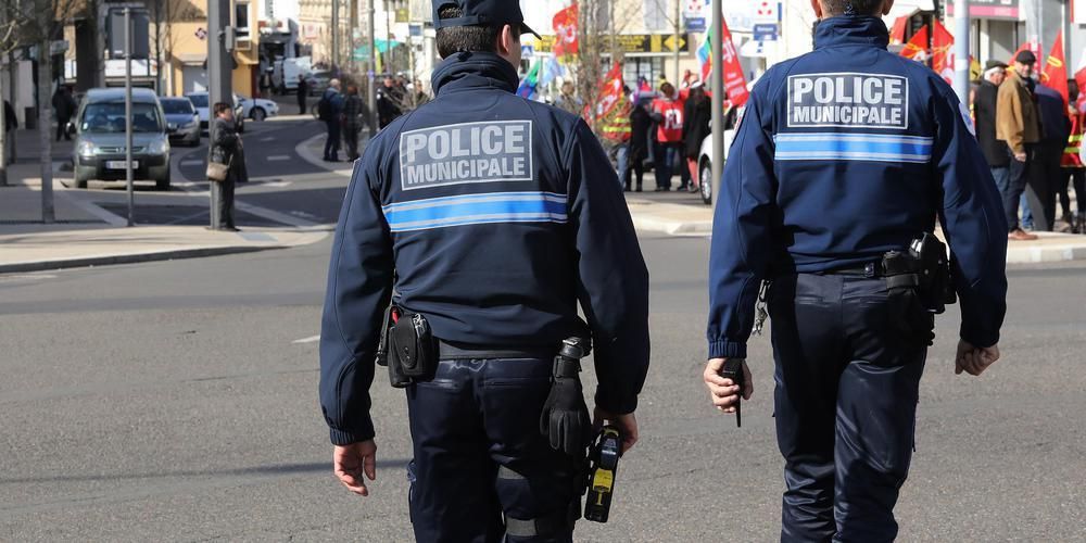 Couvre-feu dans les Yvelines : un maire limite les déplacements nocturnes des mineurs