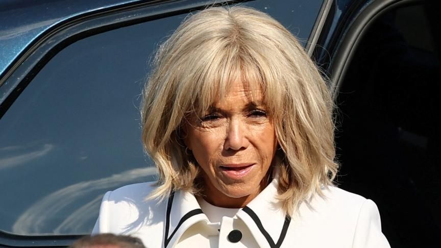 Paris : Infox sur Brigitte Macron, la Première dame contre les fake news, un combat européen ?