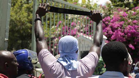 Haïti : projet d'envoi de policiers kényans suspendu par le tribunal suite à une saisie de l'opposition