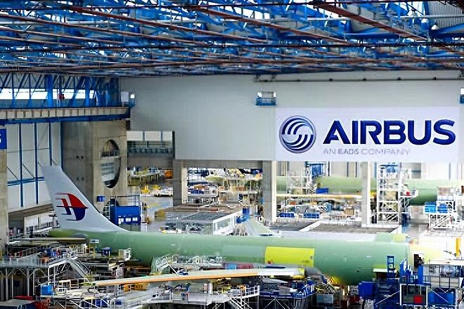 5G INDUSTRIELLE : Airbus déploie la 5G sur sa ligne d'assemblage : un gain de temps précieux pour atteindre les objectifs de production 2027.