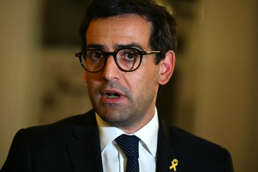 Suppression de postes chez ArcelorMittal : Stéphane Séjourné exprime son «incompréhension»