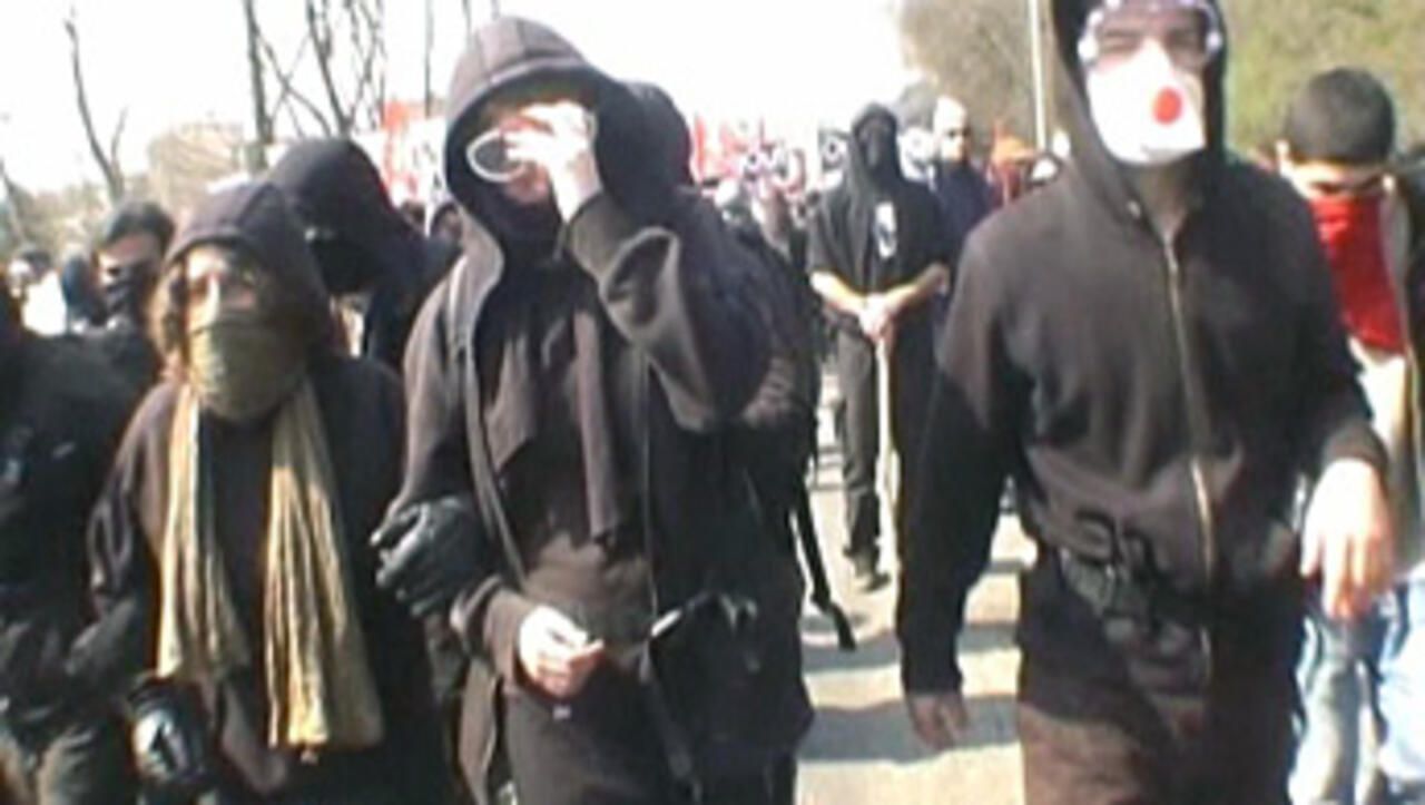 OMONDO SOCIÉTÉ - Nice : Un maire interdit toute dissimulation du visage, y compris cagoules et capuches