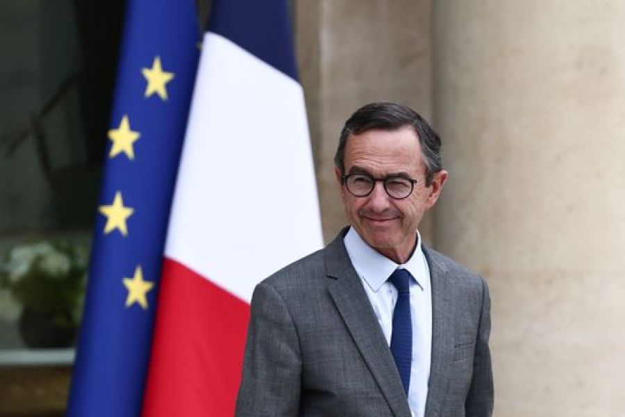 Opposition : France 2025 – Bruno Retailleau met en garde contre la stratégie insurrectionnelle de La France Insoumise