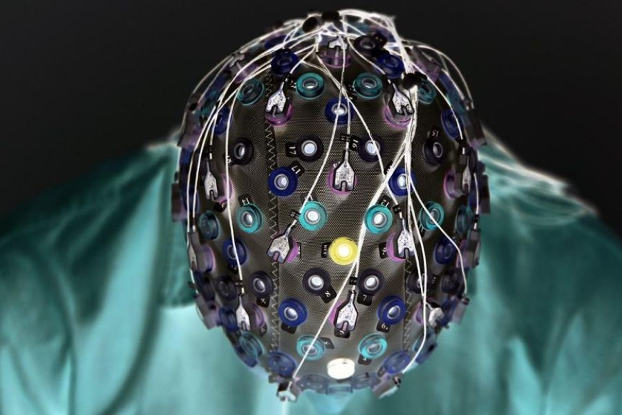 OMONDO TECH - Neuralink et au-delà : L'interface cerveau-machine redessine les frontières de l'humanité