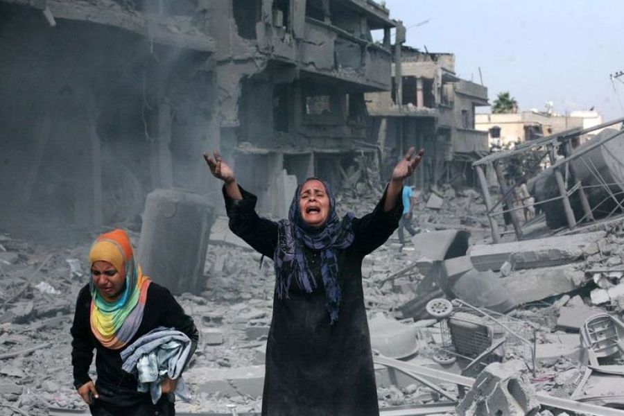 Un convoi humanitaire arrive dans la bande de Gaza par le poste frontière de Rafah
