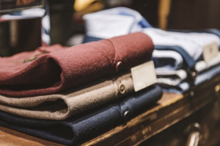 Omondo Économie - La marque de prêt-à-porter Esprit placée en liquidation judiciaire en France