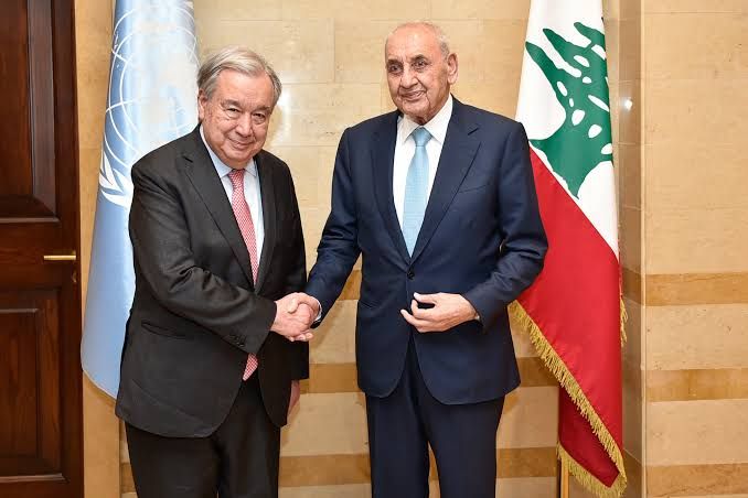 Tensions au Moyen-Orient : Washington et ses partenaires suspendent de nouvelles frappes tout en maintenant la pression diplomatique sur l'Iran
