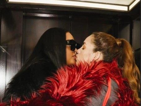 La fille de Paul Biya défie les lois camerounaises sur l'homosexualité