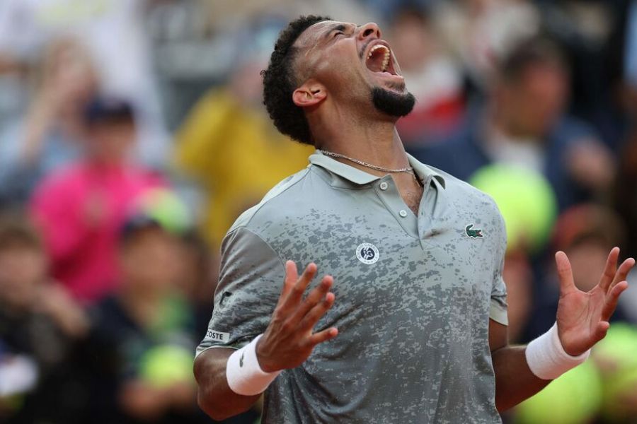 Roland-Garros 2025 – Sinner rejoint Gasquet, Arthur Fils signe sa première victoire, Garcia éliminée pour son dernier tournoi