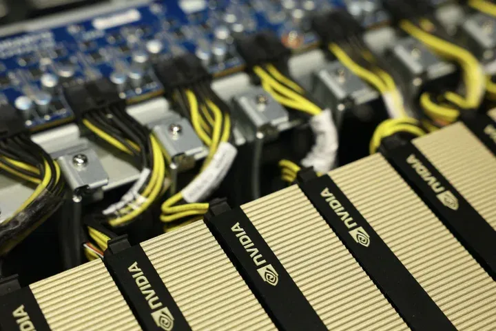 Volatilité Tech : Nvidia sous Pression Boursière suite aux Restrictions Américaines sur l'Exportation de Puces IA de Pointe