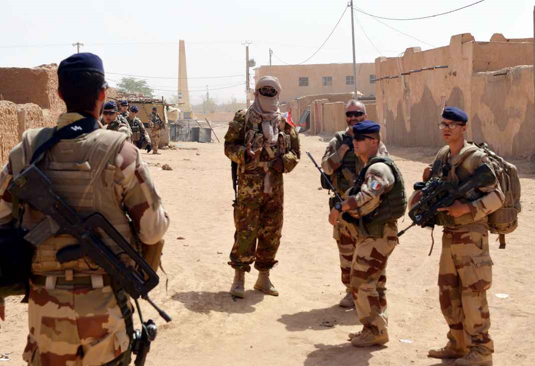 Début du retrait des soldats français du Niger