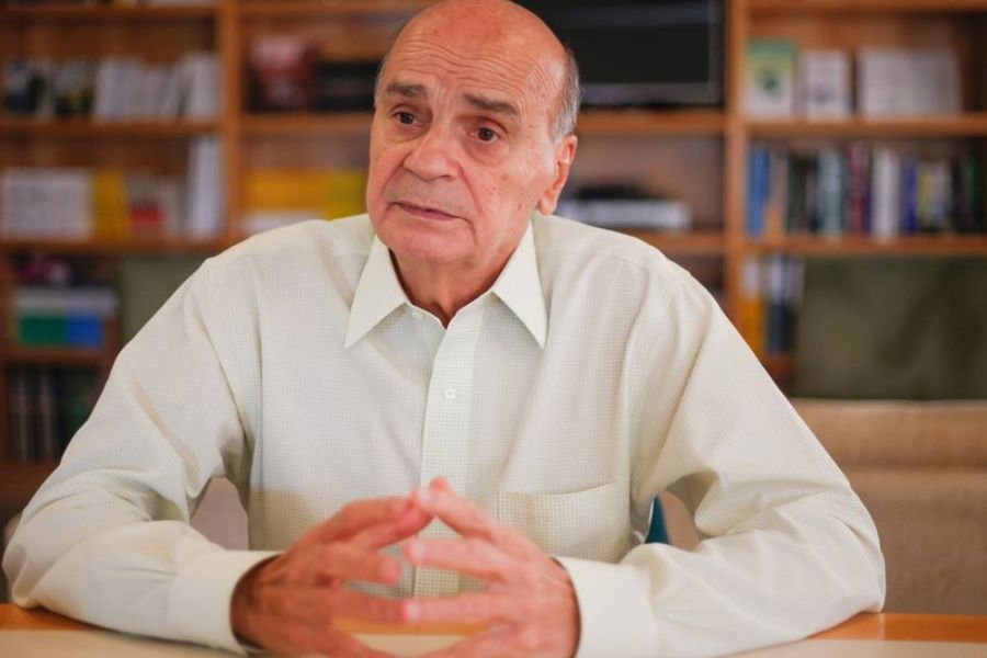 Enrique Vila-Matas : l'écriture, un dialogue passionné avec la littérature