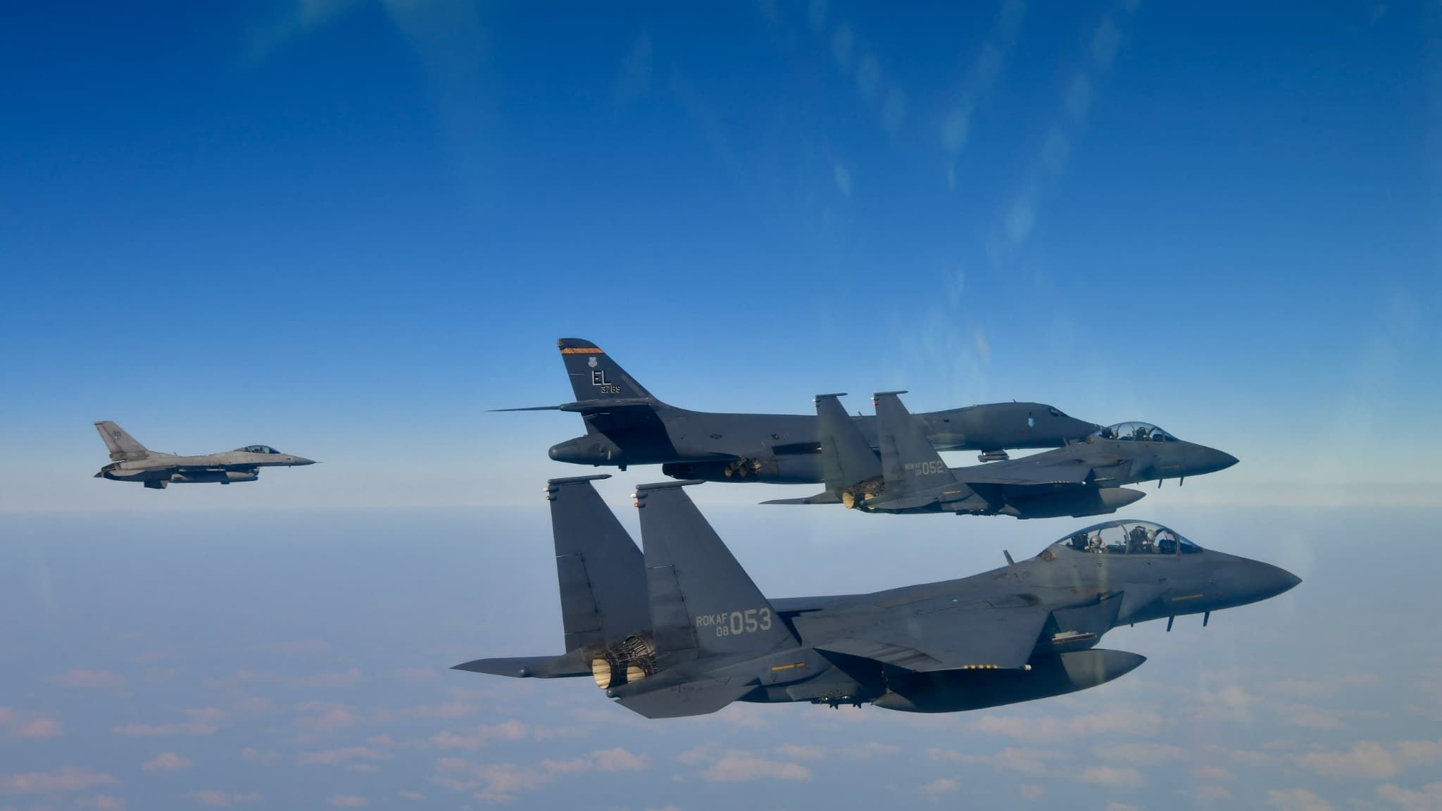 Corée du Sud : un Avion Militaire Largue 8 Bombes par Erreur, Blessant des Civils