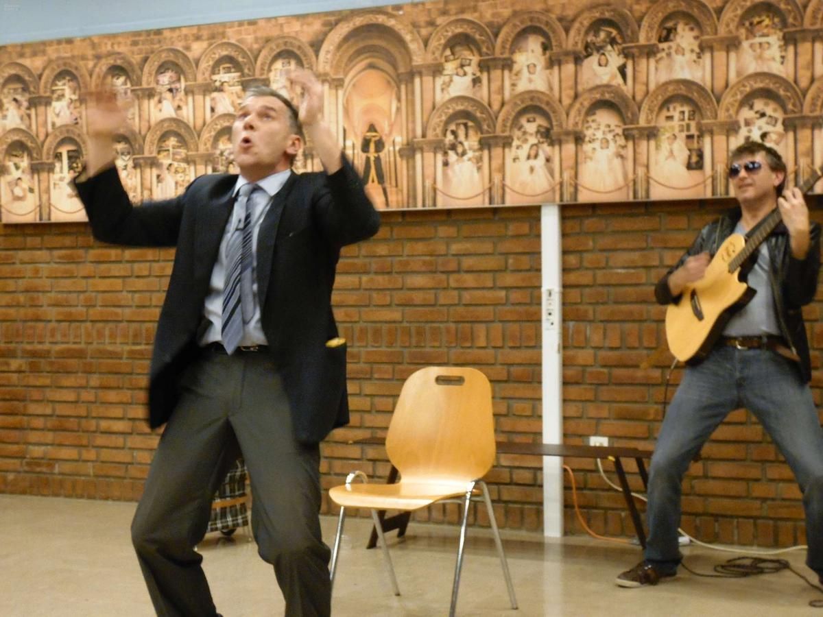 OMONDO THÉÂTRE - Le théâtre engagé : Une voix pour le changement social