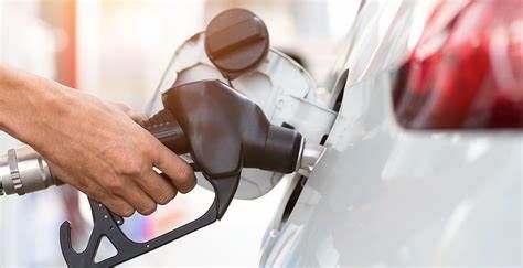 OMONDO ÉCONOMIE - Prix des carburants : nouvelle baisse pour l'essence, le SP95-E10 proche des 1,70 euro