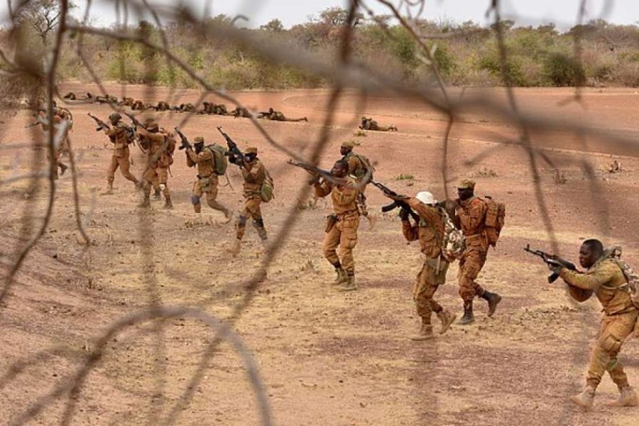 Attaques de Drones au Burkina Faso : Un Rapport Accablant de HRW Dévoile des Pertes Civiles