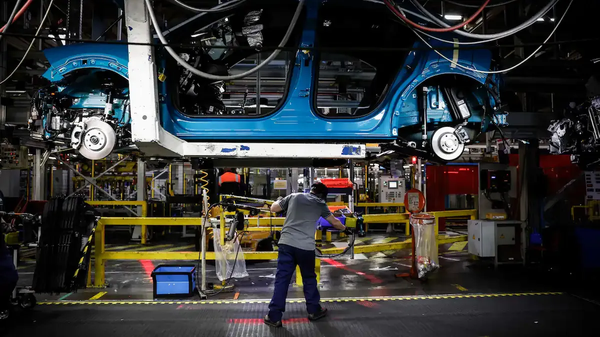 Stellantis Poissy : La fermeture de l'assemblage automobile marque-t-elle la fin de l'ère industrielle en Île-de-France ?